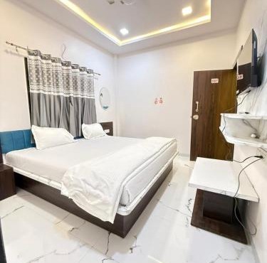 Hotel Radhai Residency