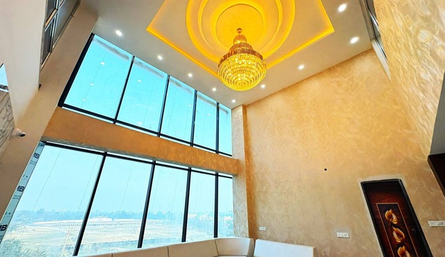 Hotel Ranjana Palace