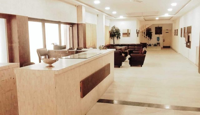 Hotel Ranjit Residency
