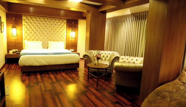 Hotel Reyansh Grand