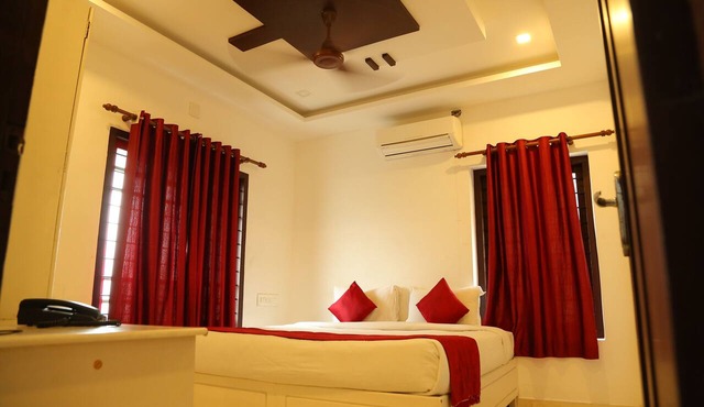 Hotel Ritzy Village
