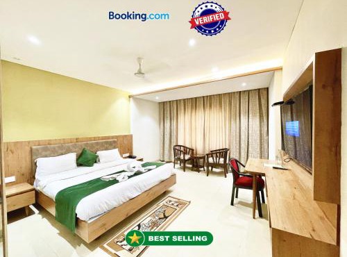 Hotel ROCKBAY, Puri Swimming-pool, near-sea-beach-and-temple fully-air-conditioned-hotel with-lift-and-parking-facility - 4