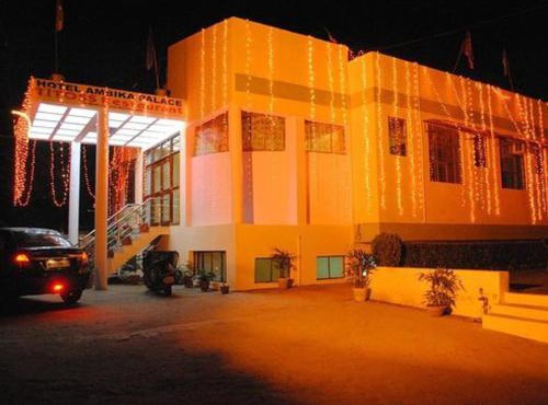 Hotel Rose18 in Agra