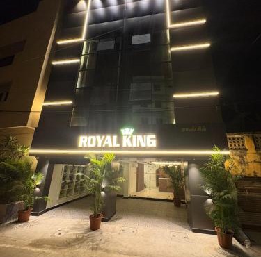 HOTEL ROYAL KING Near Express Avenue Mall, EA Chambers, Australian Consulate,