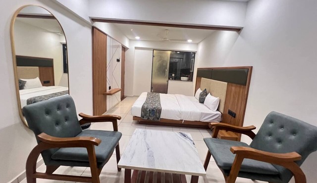 Hotel Royal Manor-Rajkot