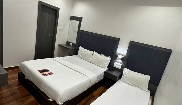 HOTEL ROYAL PALACE
