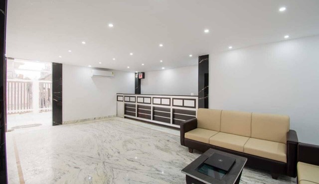 HOTEL S G INTERNATIONAL