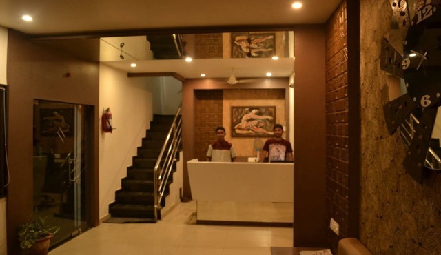 Hotel Safari Lodge