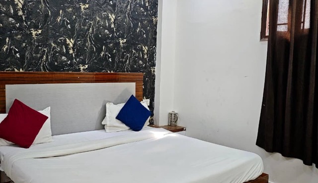 HOTEL SAI SHARNAM