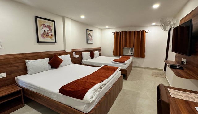 Hotel Saluja
