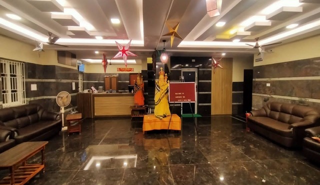 Hotel Santhosh Inn