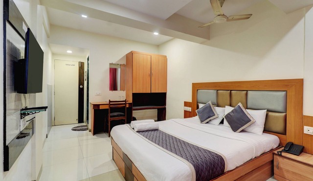 Hotel Sarovar Grand