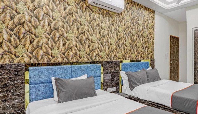 HOTEL Sarovar