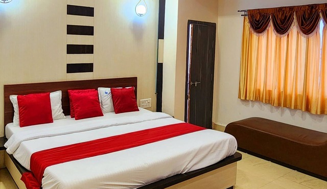 Hotel Satpura Safari