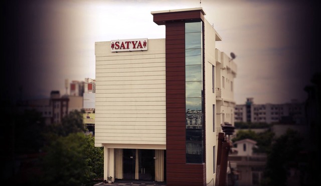 HOTEL SATYA provides best accommodation just outside I.S.B.T, Dehradun