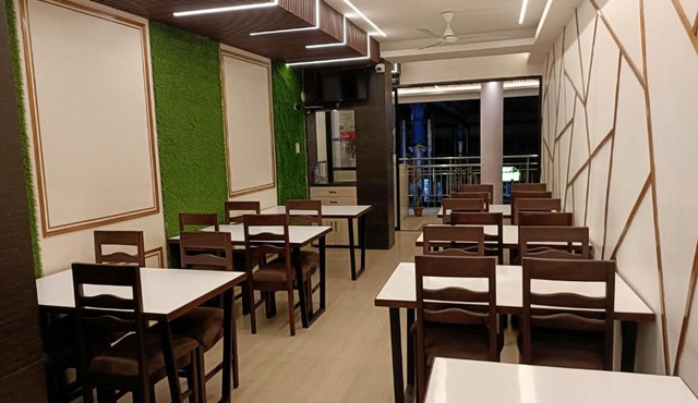 Hotel Satyam
