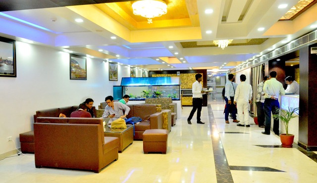 Hotel SGT Plaza