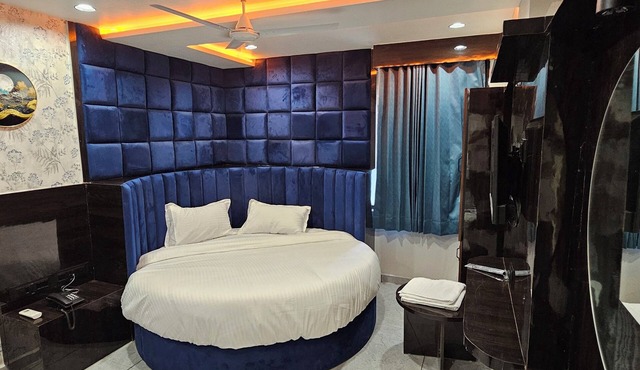hotel shagun inn bopal