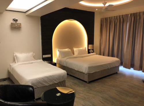 Hotel Sharanam