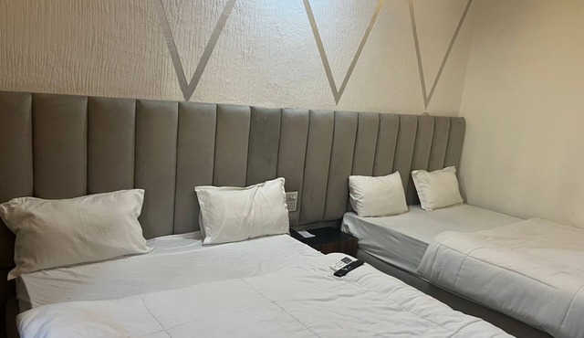 Hotel Shivi Grand Haridwar