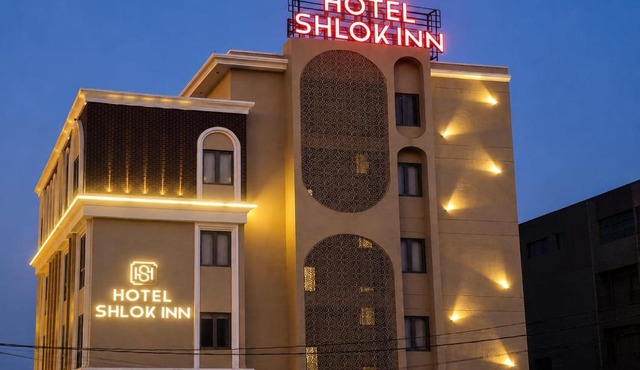 Hotel Shlok Inn