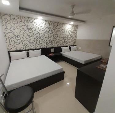 Hotel Shree in Hisār