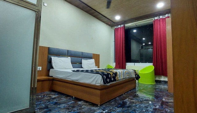 Hotel Shree Ram Bhagwan