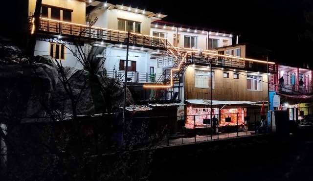 Hotel Shwetambara