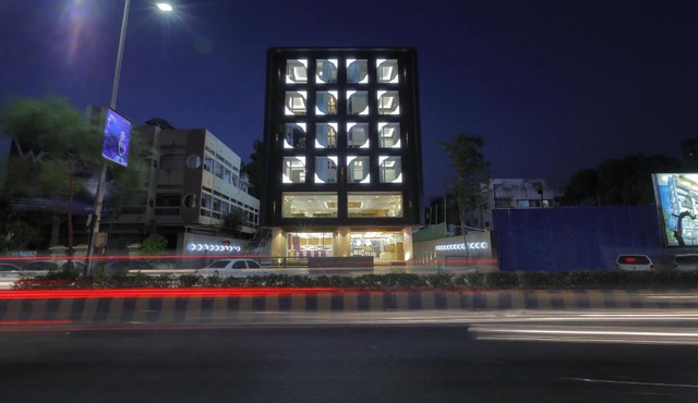 Hotel Silver Heights