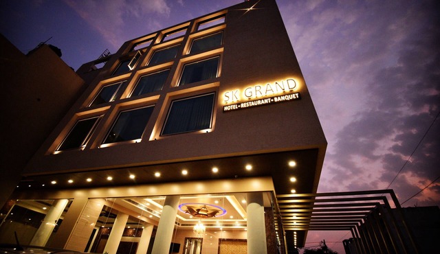 Hotel SK Grand