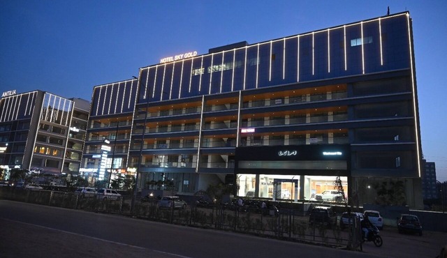 HOTEL SKY GOLD
