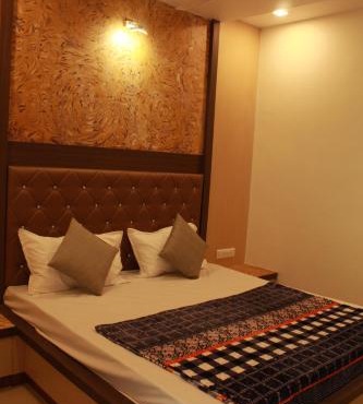 Hotel Skylark