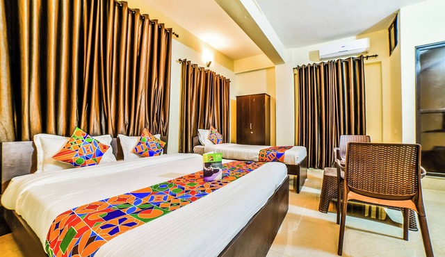 Hotel Spring Height Near Mall De Goa