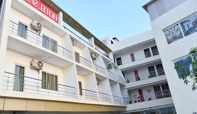 Hotel SPS Inn, Rewa