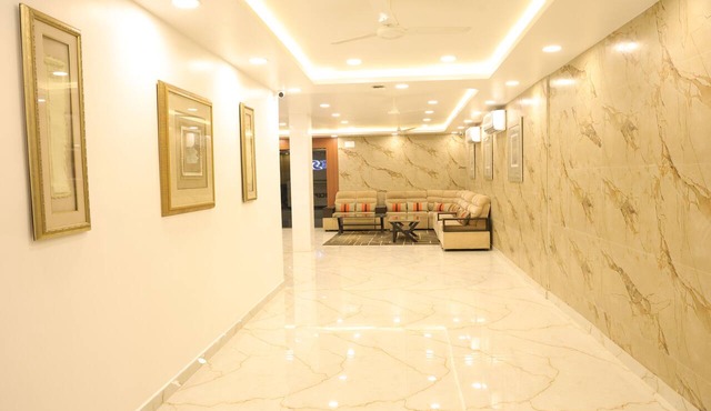 Hotel SR Palani