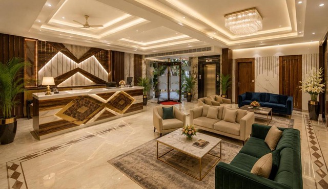 Hotel Star Villa - Front of NDLS Station & 1 Minute from Connaught Place & City Centre