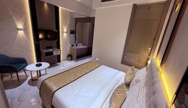 Hotel Stellar Suites Dombivali