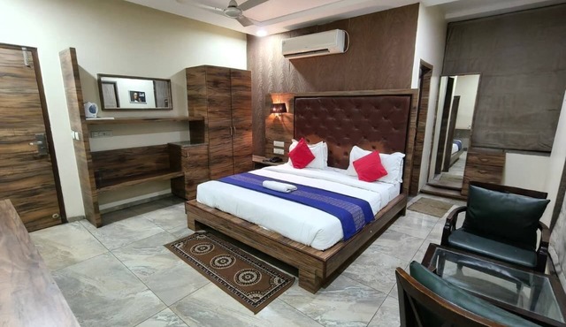 Hotel Surya Palace