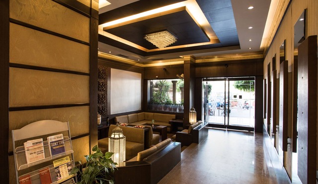 Hotel Surya Royal
