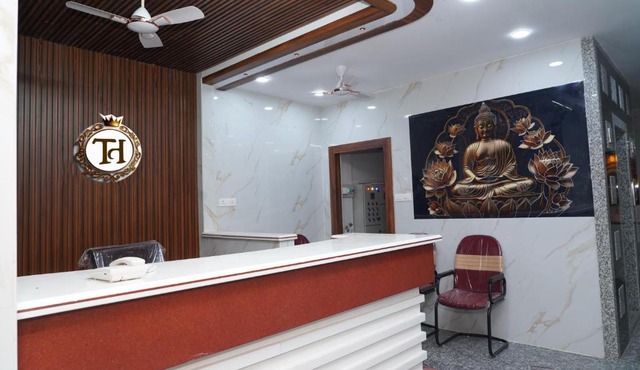 HOTEL THANVI iNN