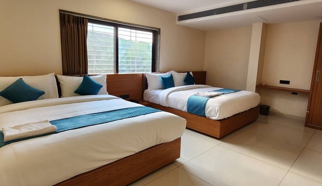 Hotel The Avirajan