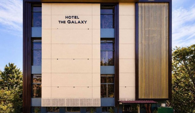 Hotel The Galaxy