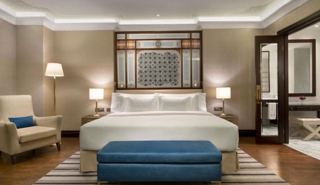 Hotel The Grand Villa Near Delhi IGI Airport