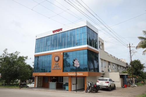 Hotel The Royal Anandraj