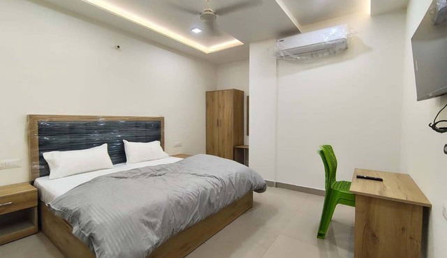 Hotel The Skyluxe in Agra