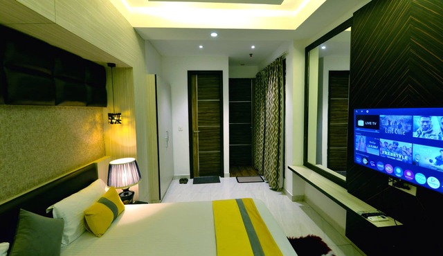 Hotel The Yellow