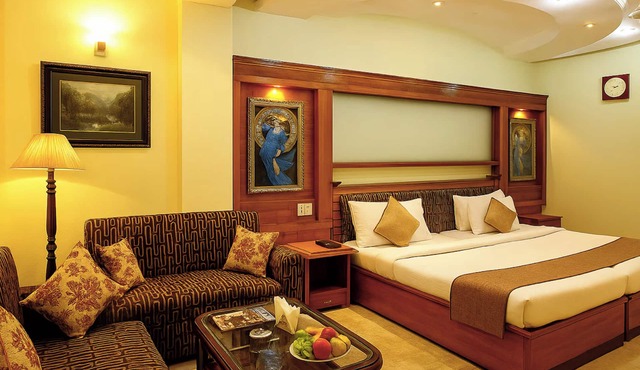 Hotel TJS Royale