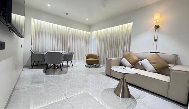 Hotel Veritas Grand