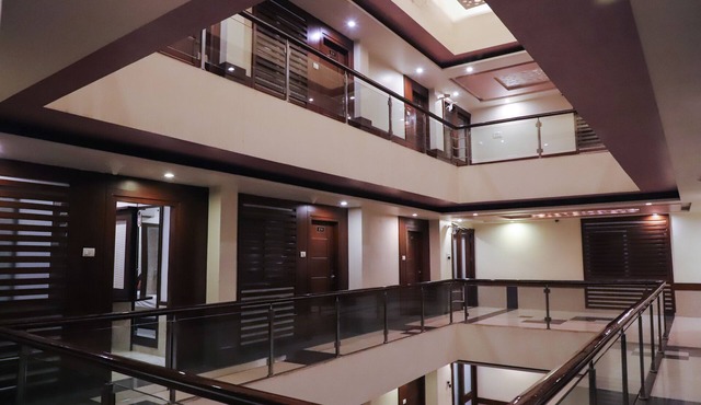 Hotel Vijan Palace Jabalpur
