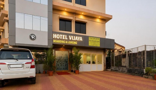 Hotel Vijaya Suites